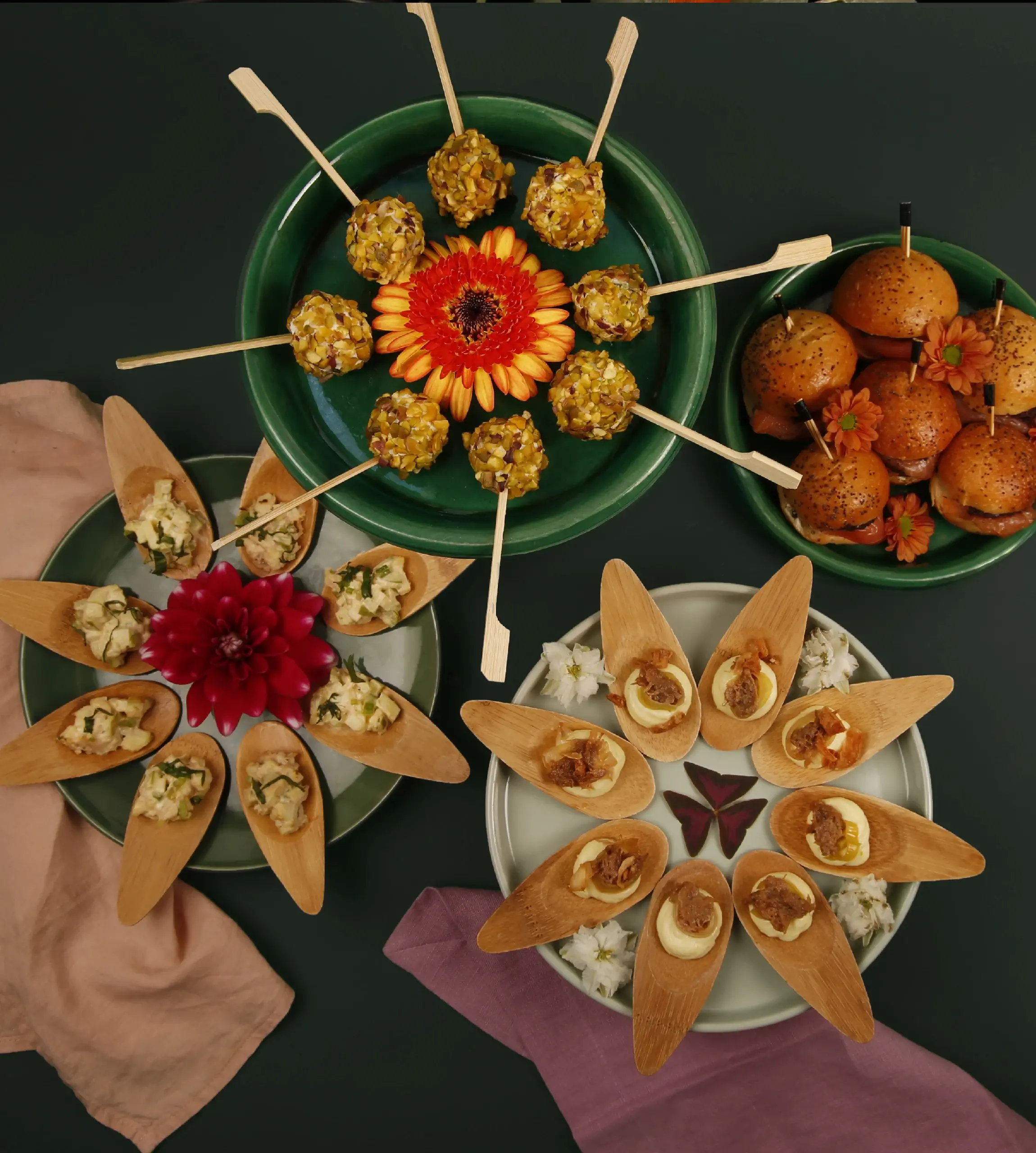 NET_Plateaux pièces sucrées - cuillières - chessecake citron- biscuits fourrés