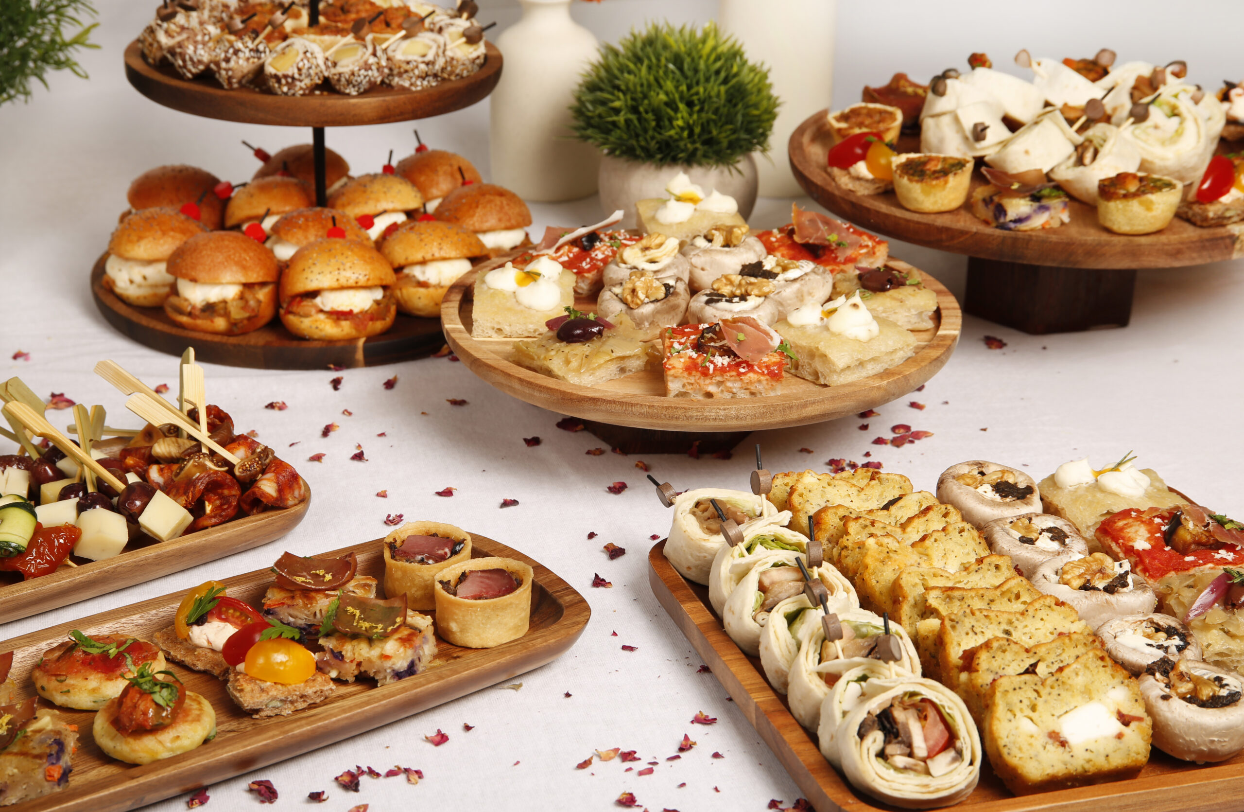 traiteur grazing table