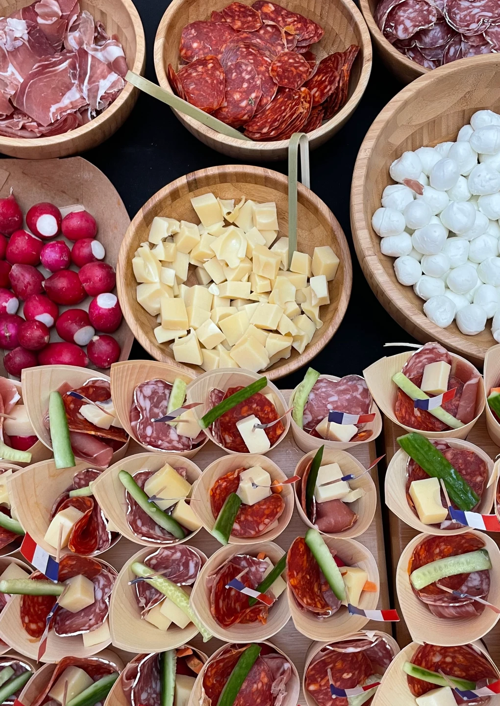 NET_Plateaux pièces sucrées - cuillières - chessecake citron- biscuits fourrés