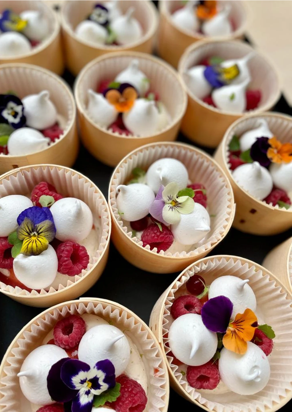 NET_Plateaux pièces sucrées - cuillières - chessecake citron- biscuits fourrés